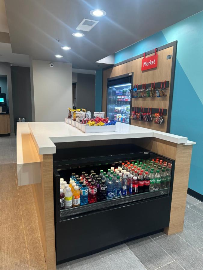 Avid Hotels - Fort Wayne North By Ihg Exteriör bild
