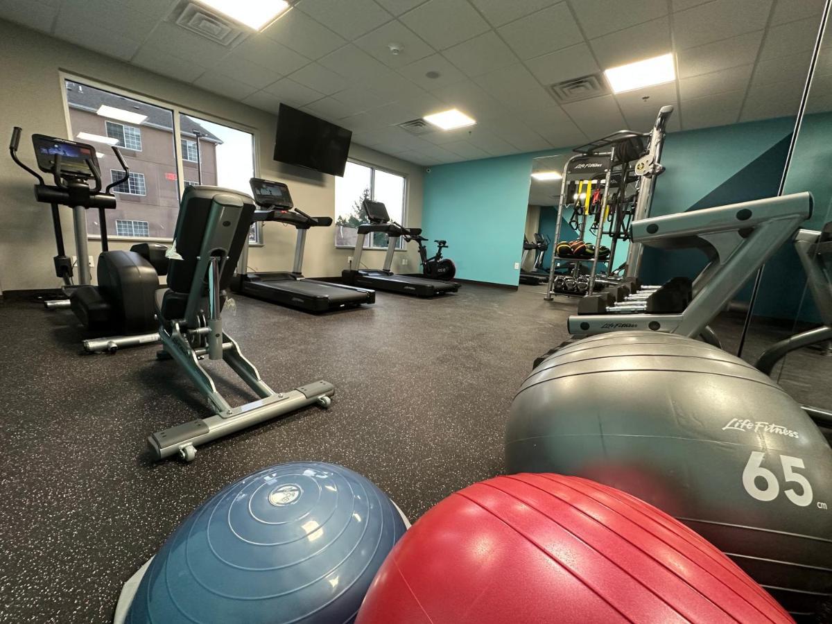 Avid Hotels - Fort Wayne North By Ihg Exteriör bild
