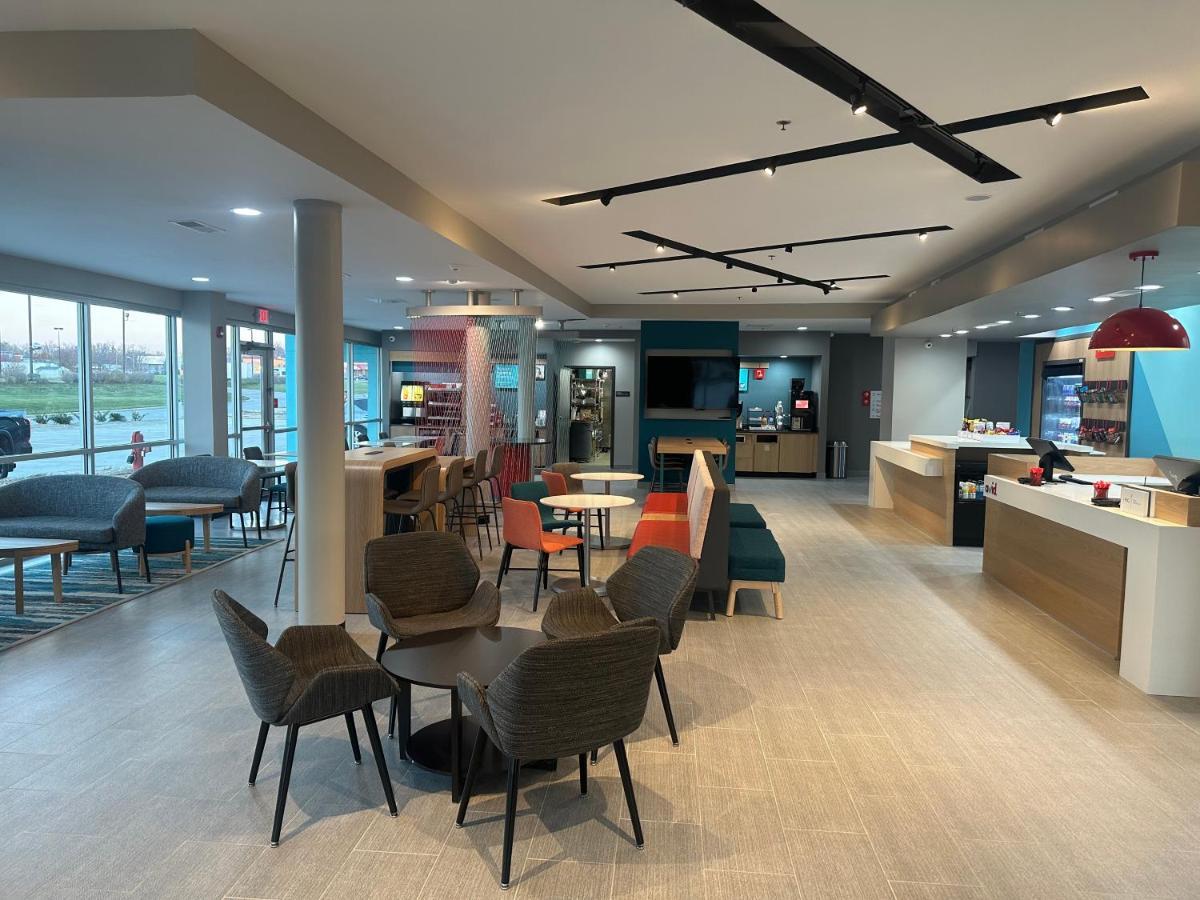 Avid Hotels - Fort Wayne North By Ihg Exteriör bild